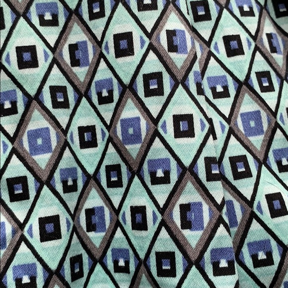 Forever 21 pleated sleeveless dress - Picture 6 of 8